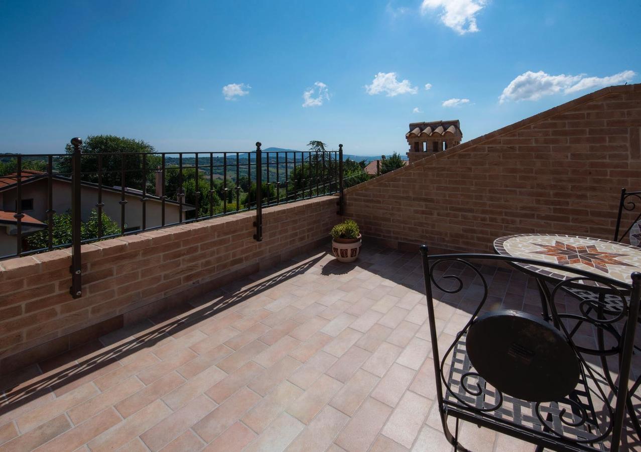 B&B Madonna Carradori Country Offagna Exteriör bild